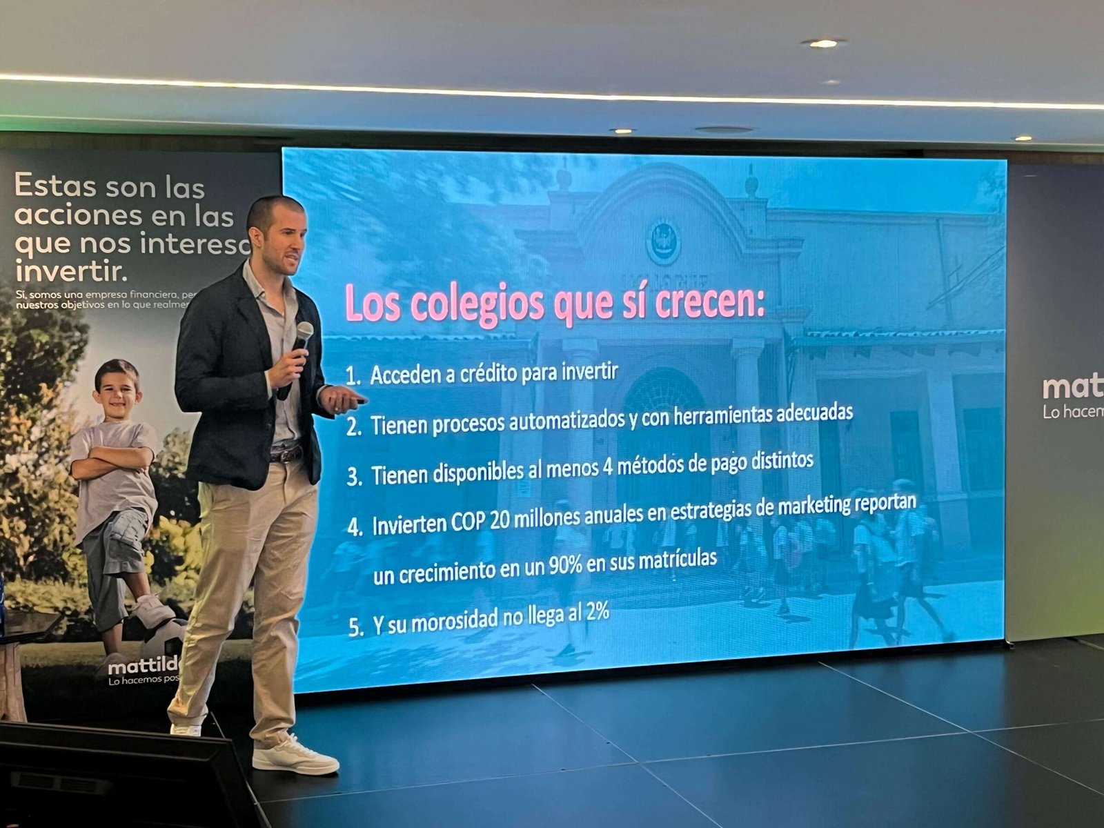 Medios_y_Relatos_natalidad_matrículas_colegios_nacimientos